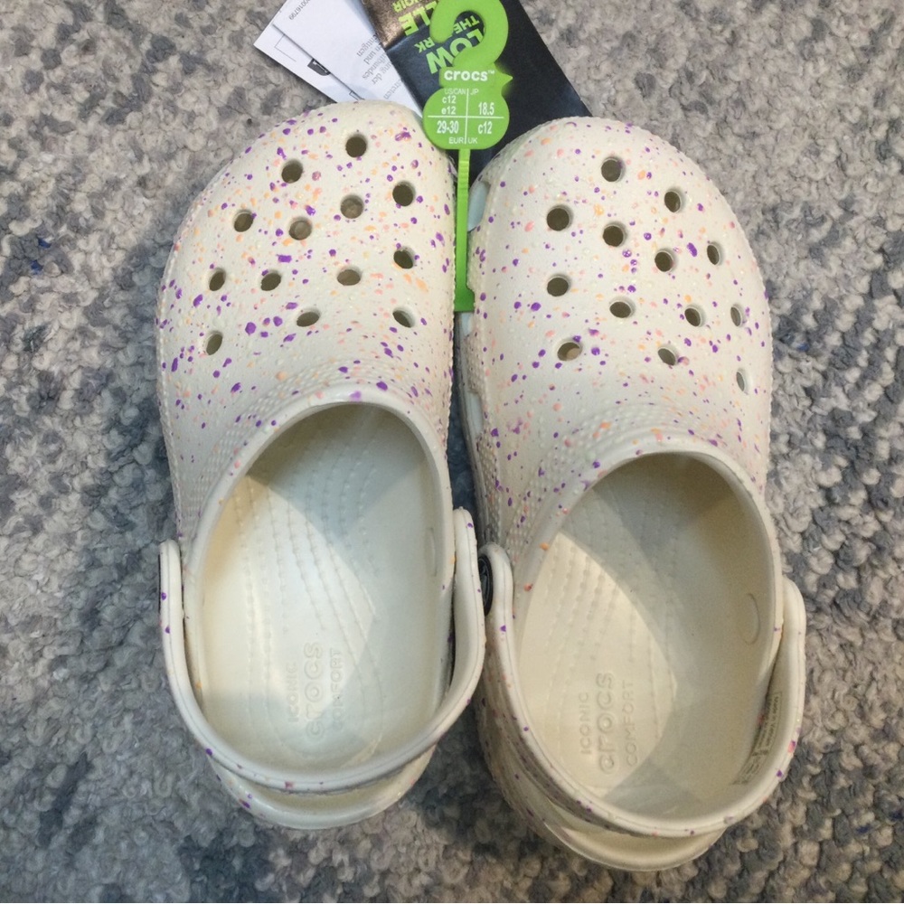 Crocs splatter